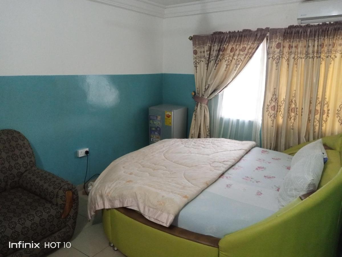 Elizz Guest House Janman Exterior photo