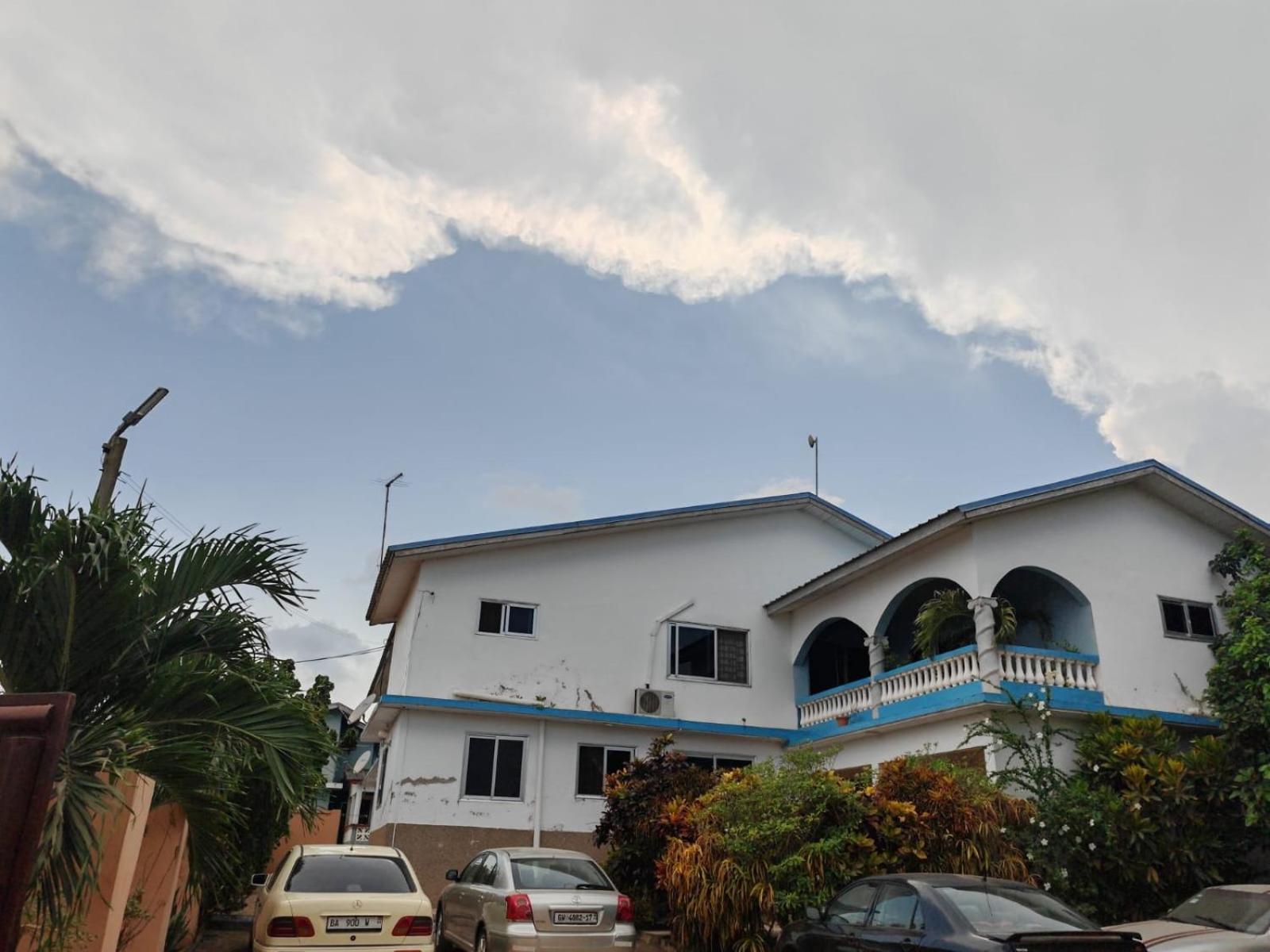 Elizz Guest House Janman Exterior photo